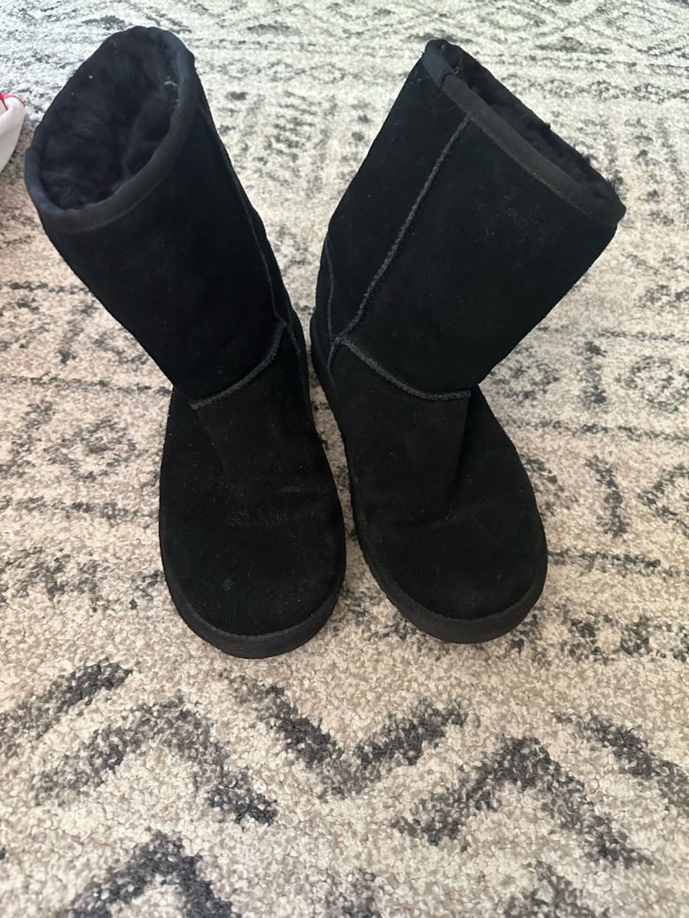 Koolaburra by UGG Black Koola Short Boots - Size 6